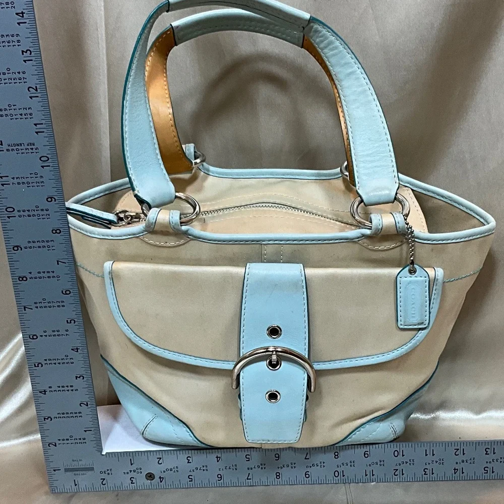 Vintage Coach handbag, beige material & baby blue leather. 10-H8Fa - Picture 6 of 12